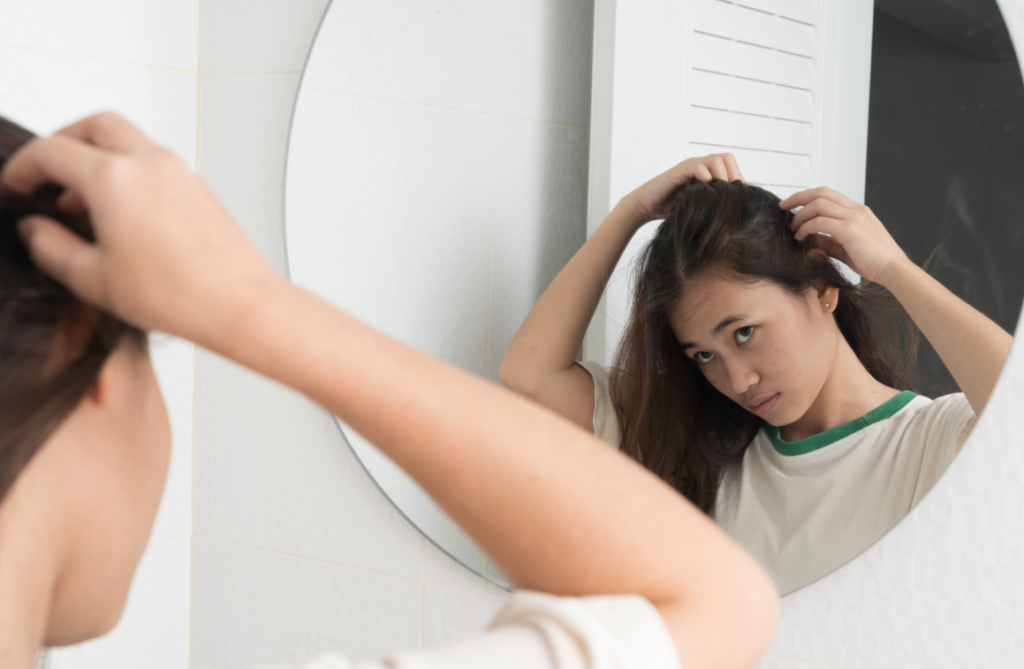 Nên đi khám khi tóc rụng nhiều 2-3 tháng