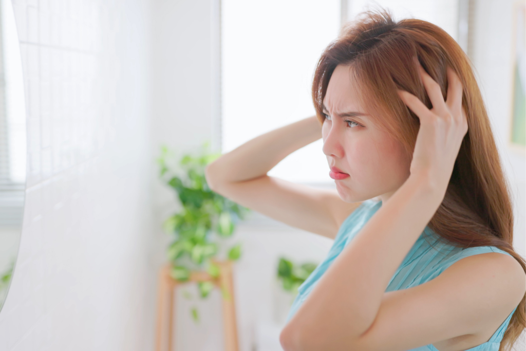 Nguyên nhân nào gây ngứa da đầu?