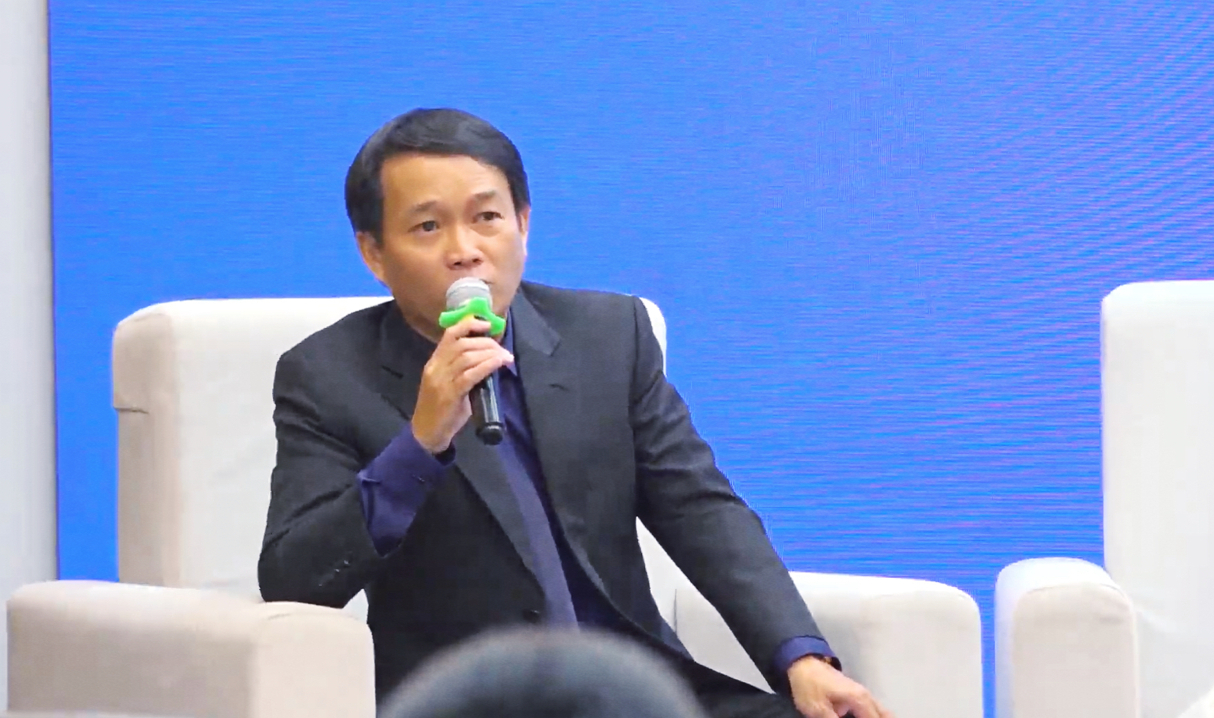 Ds. Nhân đề cập đến một giải pháp kiểm soát gàu toàn diện dựa trên cơ sở khoa học và bằng chứng lâm sàng của Herbal Well.